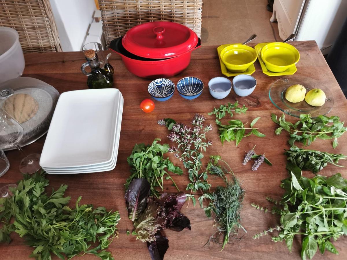 La Peyregoune, Logement En Pleine Nature Et Table D'Hotes Blieux Экстерьер фото