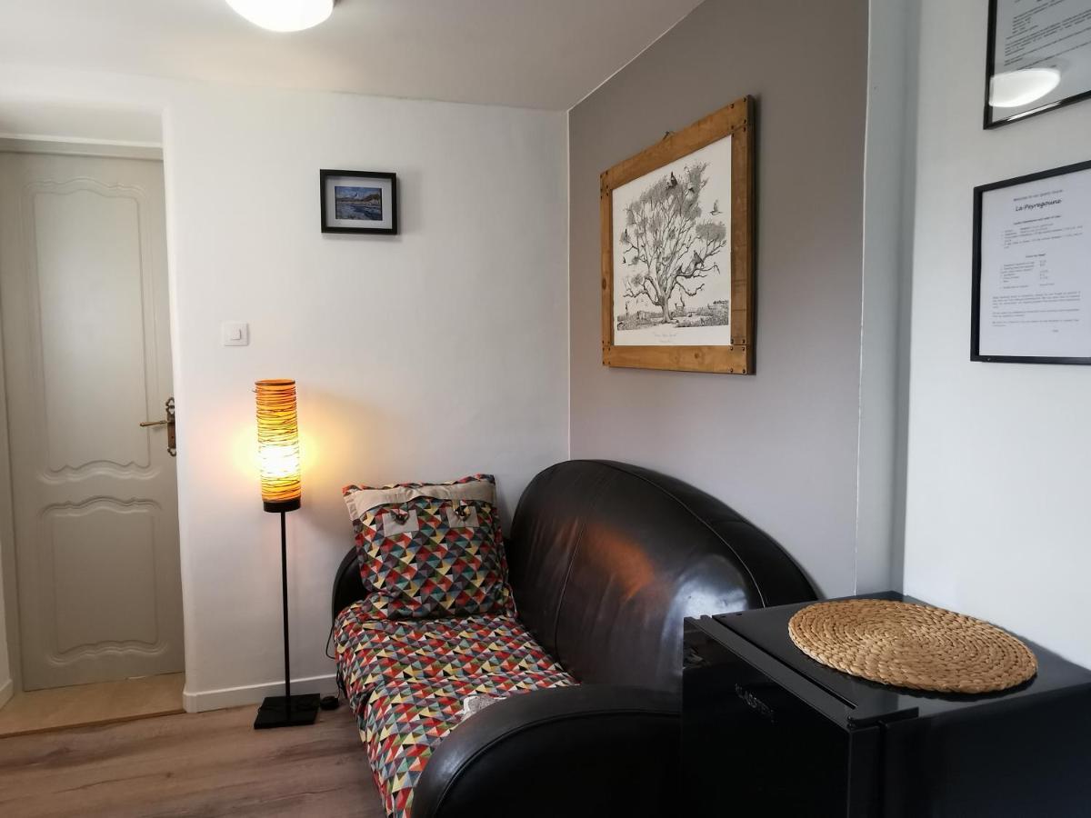 La Peyregoune, Logement En Pleine Nature Et Table D'Hotes Blieux Экстерьер фото