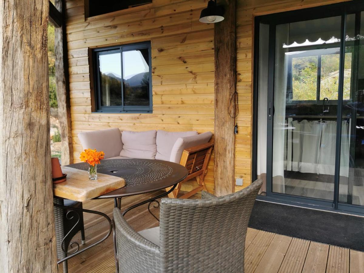 La Peyregoune, Logement En Pleine Nature Et Table D'Hotes Blieux Экстерьер фото