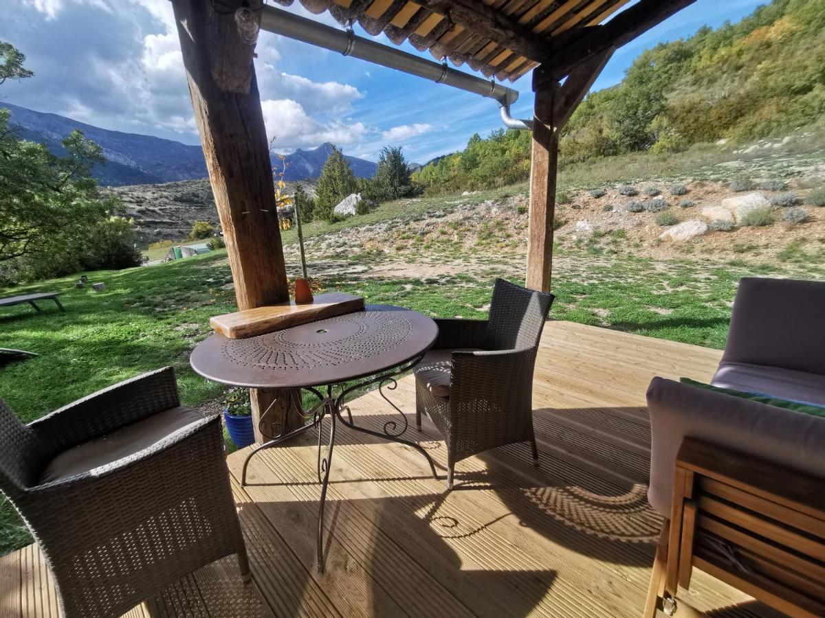 La Peyregoune, Logement En Pleine Nature Et Table D'Hotes Blieux Экстерьер фото