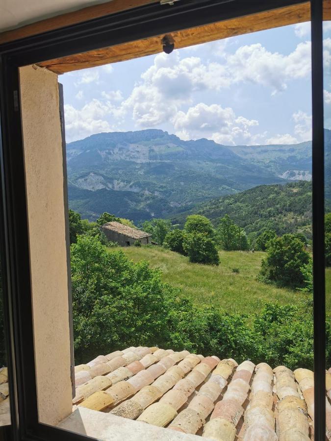 La Peyregoune, Logement En Pleine Nature Et Table D'Hotes Blieux Экстерьер фото